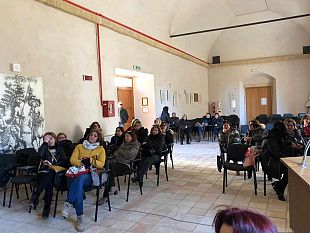 video-castelvetrano-scioperano-61-precari-asu-attendono-da-21-anni-la-stabilizzazione