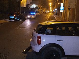 brutto-incidente-in-via-marconi-auto-si-ribalta