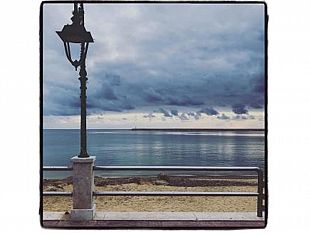 ass-oliver-occhi-sulla-citta-lo-sguardo-e-la-visione-femminile-su-mazara