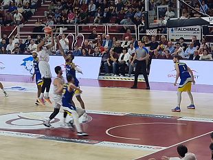 trapani-shark-parte-bene-la-semifinale-con-verona