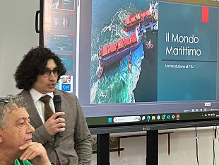 trapani-istituto-da-vinci-torre-ex-alunno-enis-moussa-agli-studenti-del-nautico