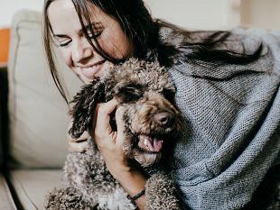 alcamo-parte-la-campagna-lndc-dona-una-coperta-al-rifugio-piu-vicino