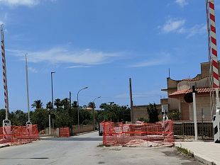 mazara-eliminazione-strettoia-passaggio-a-livello-di-via-mongitore-qualcosa-si-muove