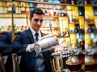 barawards-e-il-trapanese-fabrizio-balbi-uno-dei-migliori-barman-under-30