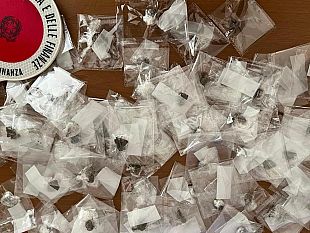 marsala/marsala-arrestata-dalla-gdf-spacciatrice-in-pieno-centro-cittadino