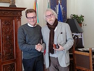 i-sindaci-cristaldi-e-errante-oggi-dal-prefetto-per-la-questione-rifiuti