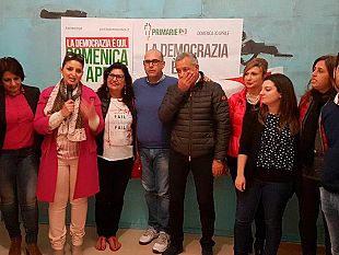 video-primarie-pd-a-mazara-1011-votanti-e-stravince-renzi-il-segretario-diadema-annuncia-e-commenta-i-risultati