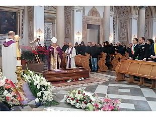 mazara-vescovo-mogavero-rosalia-garofalo-trattata-come-pecora-da-macello-ora-tormento-finito-per-sempre