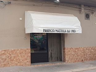 video-mazara-rapina-a-mano-armata-ad-un-panificio-del-trasmazaro