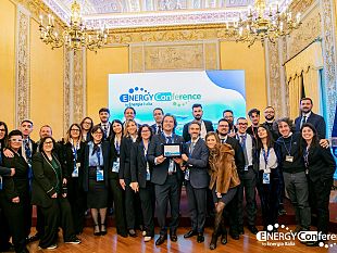 successo-per-lenergy-conference-2025-il-futuro-dellenergia-sostenibile-in-italia