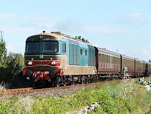 treno-scala-dei-turchi-express-28-maggio-2017-da-palermo-a-porto-empedocle-in-treno-d-epoca-alla-volta-della-scala-dei-turchi