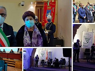 il-sindaco-nicolo-catania-incontra-la-vice-ministra-teresa-bellanova-a-sambuca-e-a-marsala