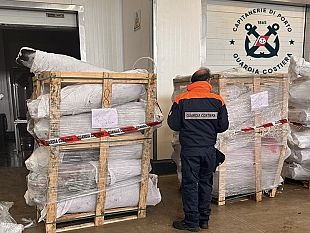 mazara/mazara-guardia-costiera-sequestra-circa-10-tonnellate-di-pesce-spada