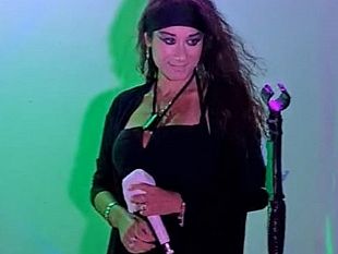 castelvetrano-ela-cantante-pop-rossella-indelicato