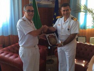 trapani-navi-militari-in-sosta-nel-porto