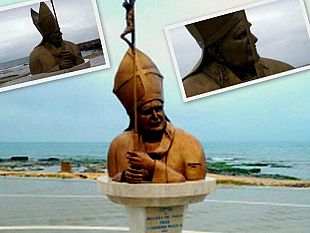 statua-di-papa-giovanni-paolo-ii-nel-piazzale-di-san-vito-costata-20-000-euro-al-comune