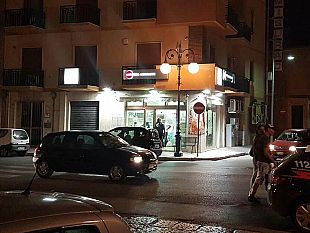 mazara-i-carabinieri-arrestano-42enne-mazarese-rapinatore-della-gelateria-coppetta-aveva-gia-acquistato-della-droga