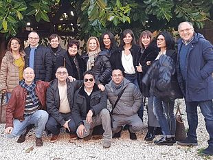 quasi-trentanni-dalla-maturita-si-rivedono-ragazzi-della-vb-del-liceo-m-cipolla