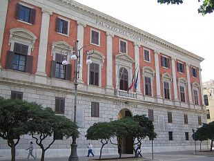 castelvetrano/incendio-ghetto-migranti-la-prefettura-convoca-una-riunione-per-le-soluzioni