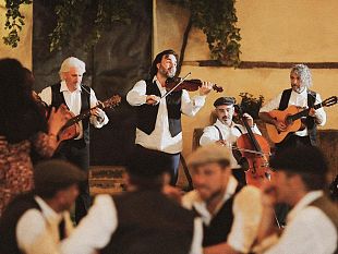 e-uscito-nun-viu-lura-il-nuovo-singolo-dei-calandra-e-calandra-una-storia-damore-siciliana