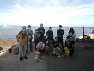 trapani-volontari-ripuliscono-il-litorale-zona-ligny