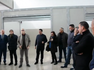video-mazara-consegnati-stamani-i-boxes-del-mercato-agroalimentare