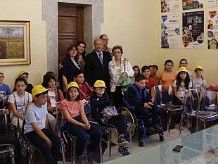 marsala-scolaresca-in-visita-al-comune