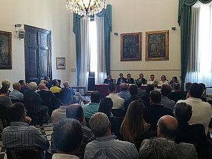 trapani-il-presidente-dell-autorita-di-sistema-portuale-incontra-operatori-del-porto-e-imprenditori-del-territorio