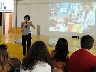 i-giovani-di-pantelleria-del-fablab-western-sicily-creano-isolati