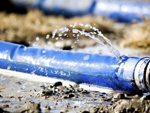 petrosino-intervento-di-riparazione-sulla-rete-idrica-comunale