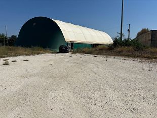 ladri-in-azione-al-pala-unita-ditalia-rubati-i-cavi-di-rame