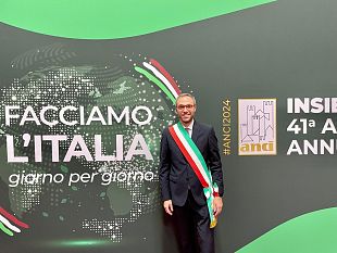 alcamo-il-sindaco-surdi-ha-partecipato-con-una-delegazione-alla-41-assemblea-annuale-anci