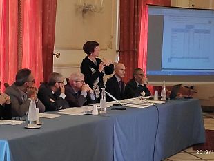 un-incontro-in-prefettura-tra-comuni-ed-anbsc-per-assegnare-265-beni-immobili-confiscati-alla-mafia-2