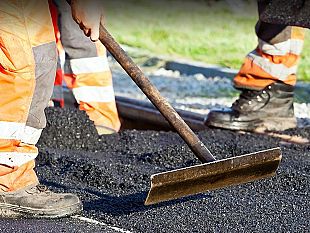mazara-da-settembre-il-via-alla-manutenzione-di-strade-e-marciapiedi