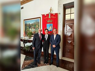 marsala-il-numero-2-dellambasciata-giapponese-ricevuto-al-palazzo-municipale