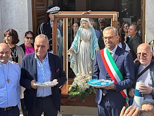 alcamo-accoglie-la-madonna-della-medaglia-miracolosa