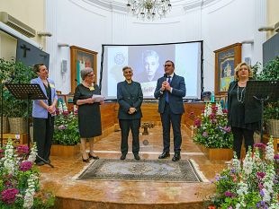 premio-citta-di-castellammare-e-cathy-la-torre-la-persona-dellanno-2024