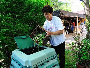 lamministrazione-di-campobello-promuove-il-compostaggio-domestico