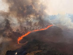 incendi-nel-trapanese-gli-elicotteri-dellaeronautica-in-azione-a-poggioreale-e-salaparuta