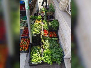 mazara-la-pm-sequestra-oltre-un-quintale-di-prodotti-ortofrutticoli-venduti-abusivamente-nei-pressi-del-ponte-nuovo