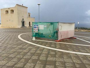 iniziati-i-lavori-per-la-posa-della-statua-di-giovanni-paolo-ii-l-opera-bronzea-del-maestro-mazarese-sara-inaugurata-prima-di-pasqua