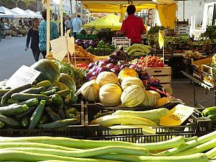 il-mercato-del-contadino-operativo-domenica-pomeriggio