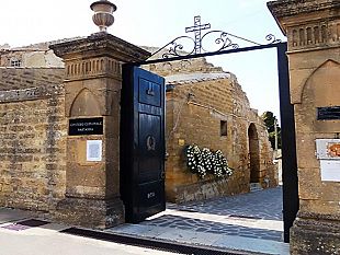 nuovi-orari-di-apertura-del-cimitero-in-occasione-della-ricorrenza-dei-defunti