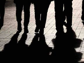 mazara-non-si-arresta-la-spirale-di-violenza-e-paura-nel-centro-della-citta-altra-persona-aggredita-da-baby-gang