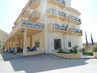 si-finge-poliziotto-e-truffa-unanziana-di-80-anni-arrestato-38enne-dopo-le-indagini-della-polizia