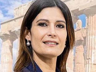 dopo-le-polemiche-la-consigliera-gabriella-marchese-accoglie-il-nuovo-assessore-monia-rubbino