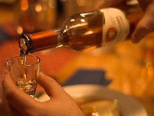 pantelleria-lisola-siciliana-da-cui-proviene-il-mitico-vino-passito