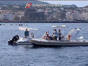 pantelleria-interventi-di-soccorso-in-mare-e-a-terra-da-parte-della-guardia-costiera