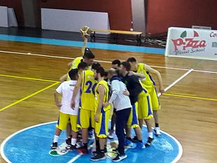 video-ultimo-minuto-basket-mazara-missione-compiuta-64-46-ai-trapanesi-granata-e-secondo-posto-finale-le-interviste
