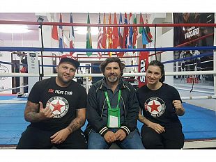 video-rivolta-in-cile-lesperienza-dei-maestri-di-kickboxing-martina-bernile-e-francesco-vaccaro